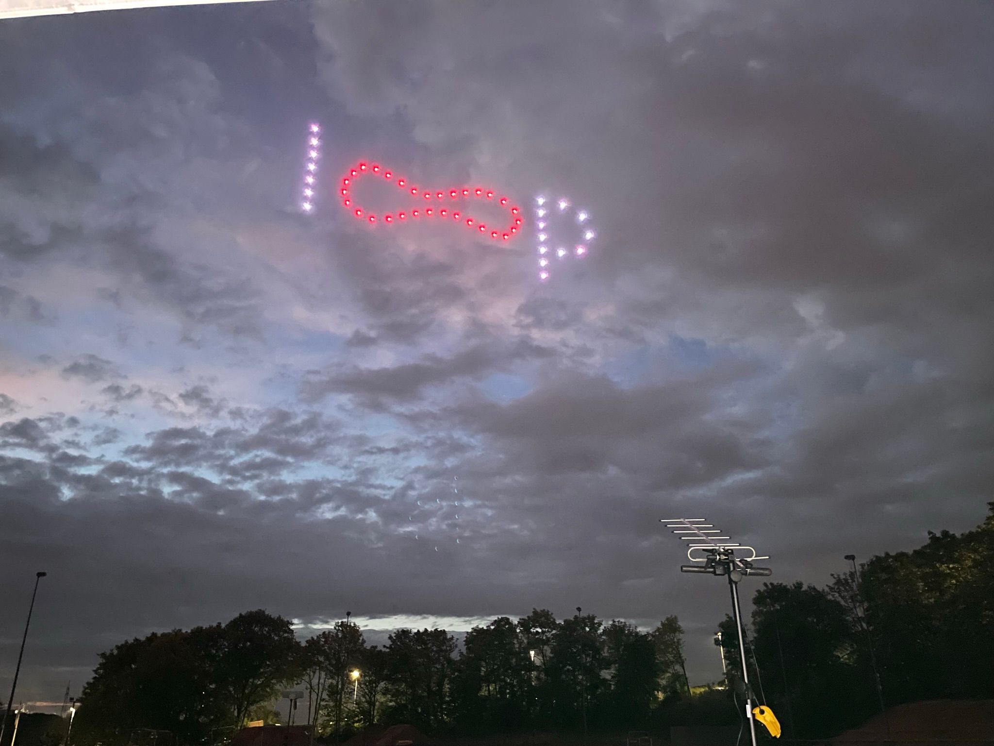slider_differdange_sanem_2022 Droneshow Luxembourg - Happy Duke's Day 2022